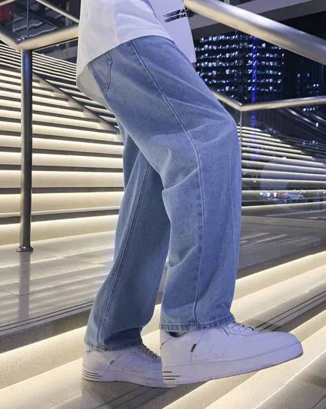 Man Regular Fit Jeans