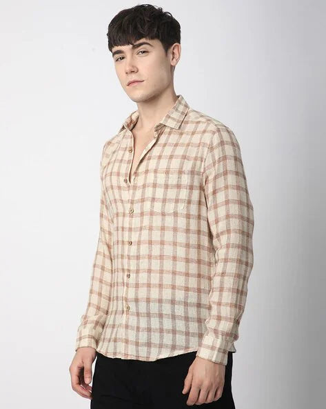 Men Shirt with Cutaway Collar