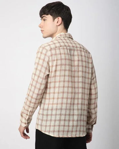 Men Shirt with Cutaway Collar