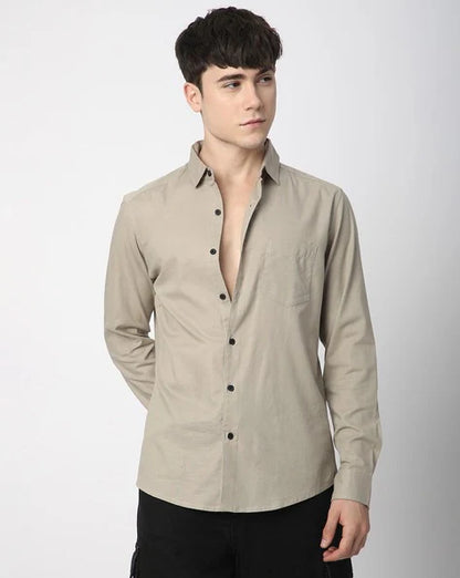 Men Shirt with Cutaway Collar