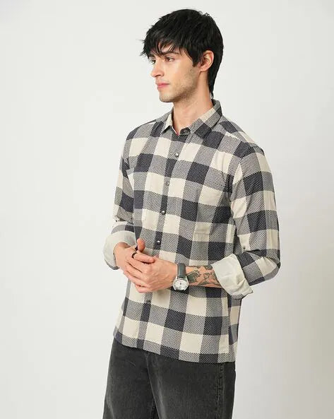 Men Checked Slim Fit Shirt