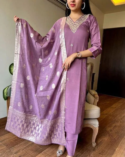 Women straight kurta set