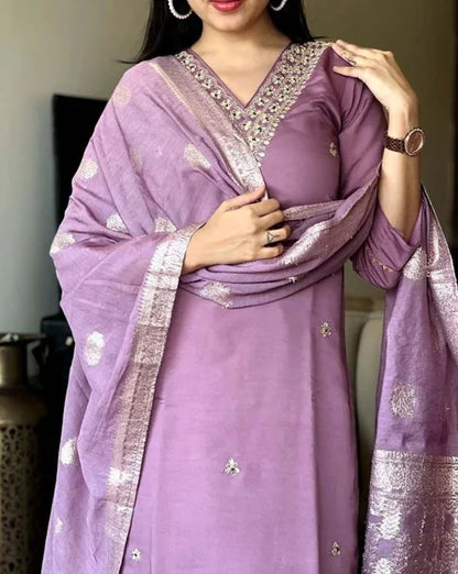 Women straight kurta set