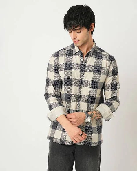 Men Checked Slim Fit Shirt