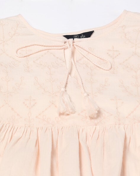 Women embroidered top